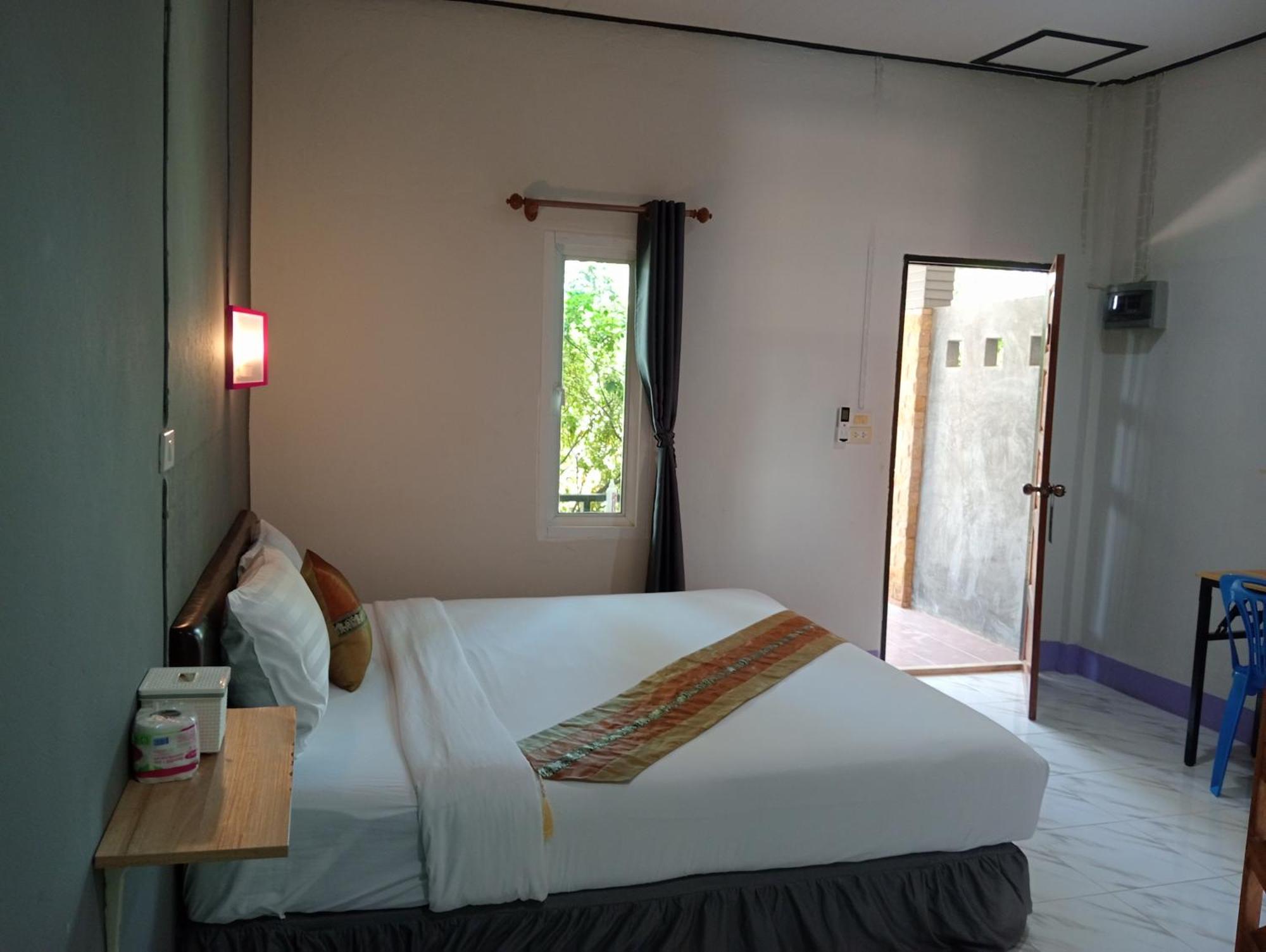 Lanta Beautiful Beach House Koh Lanta Room photo